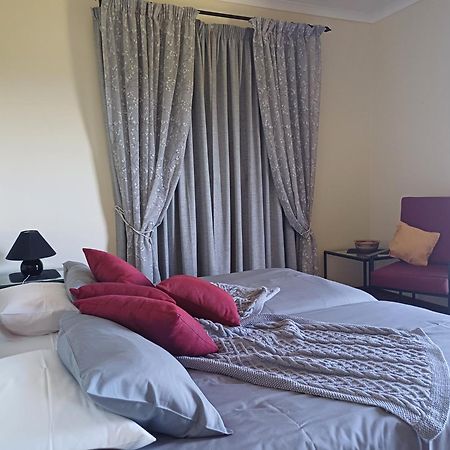 Outeniqua Strand 梅尔库特洛夫旅馆酒店 外观 照片